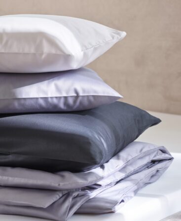 Luxusné posteľné obliečky | 0000 UNI-MAKO-SATIN